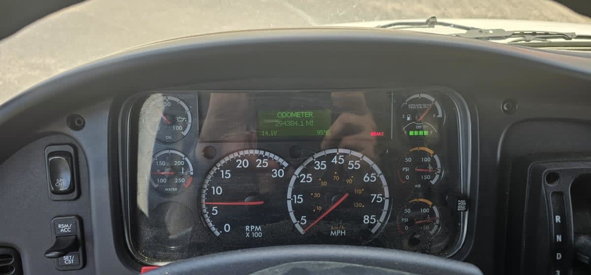 2019 Freightliner M2 106 830708