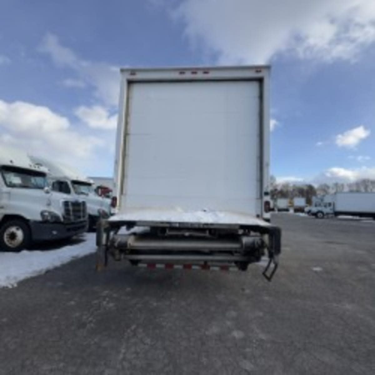 2019 Freightliner/Mercedes M2 106 830713