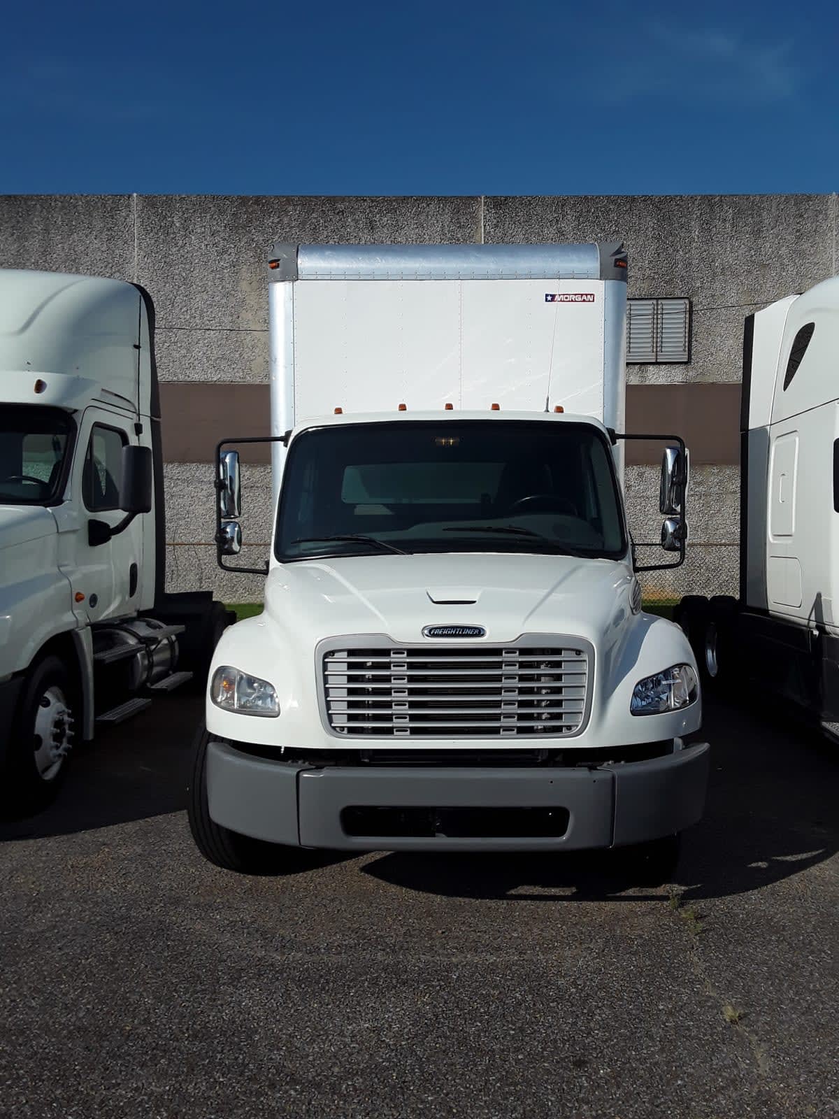 2019 Freightliner M2 106 831364