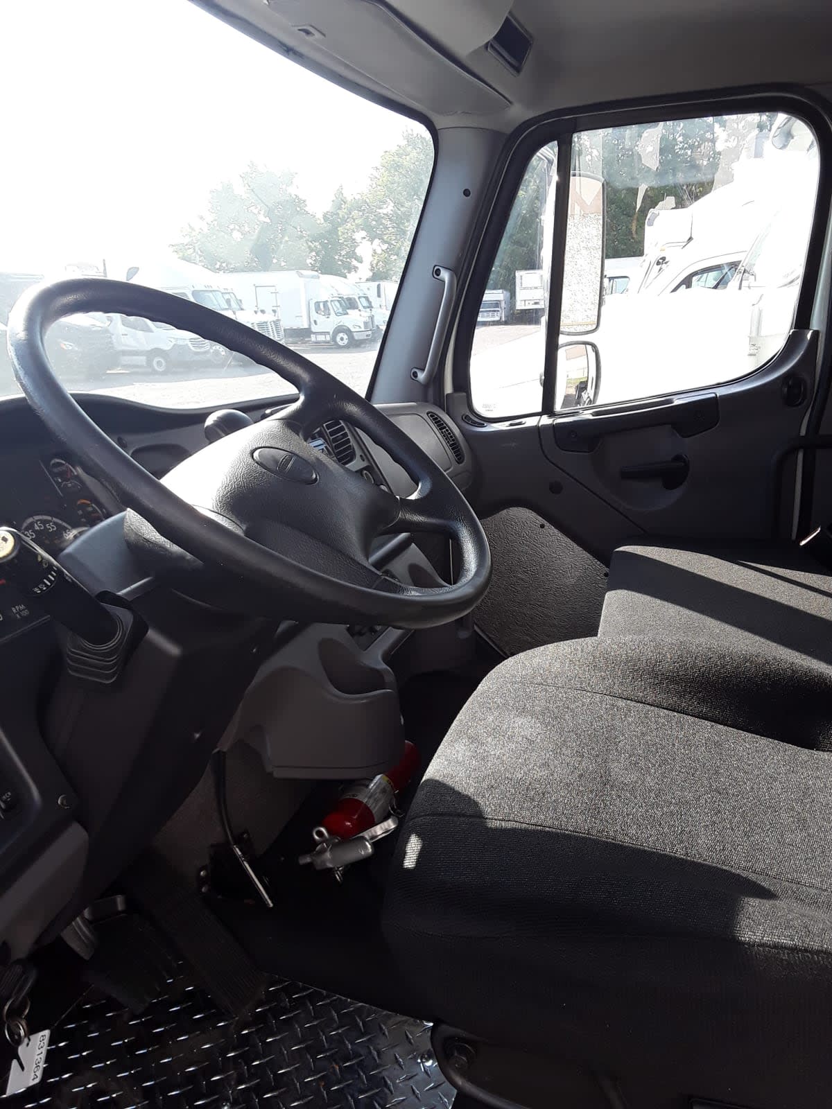 2019 Freightliner M2 106 831364