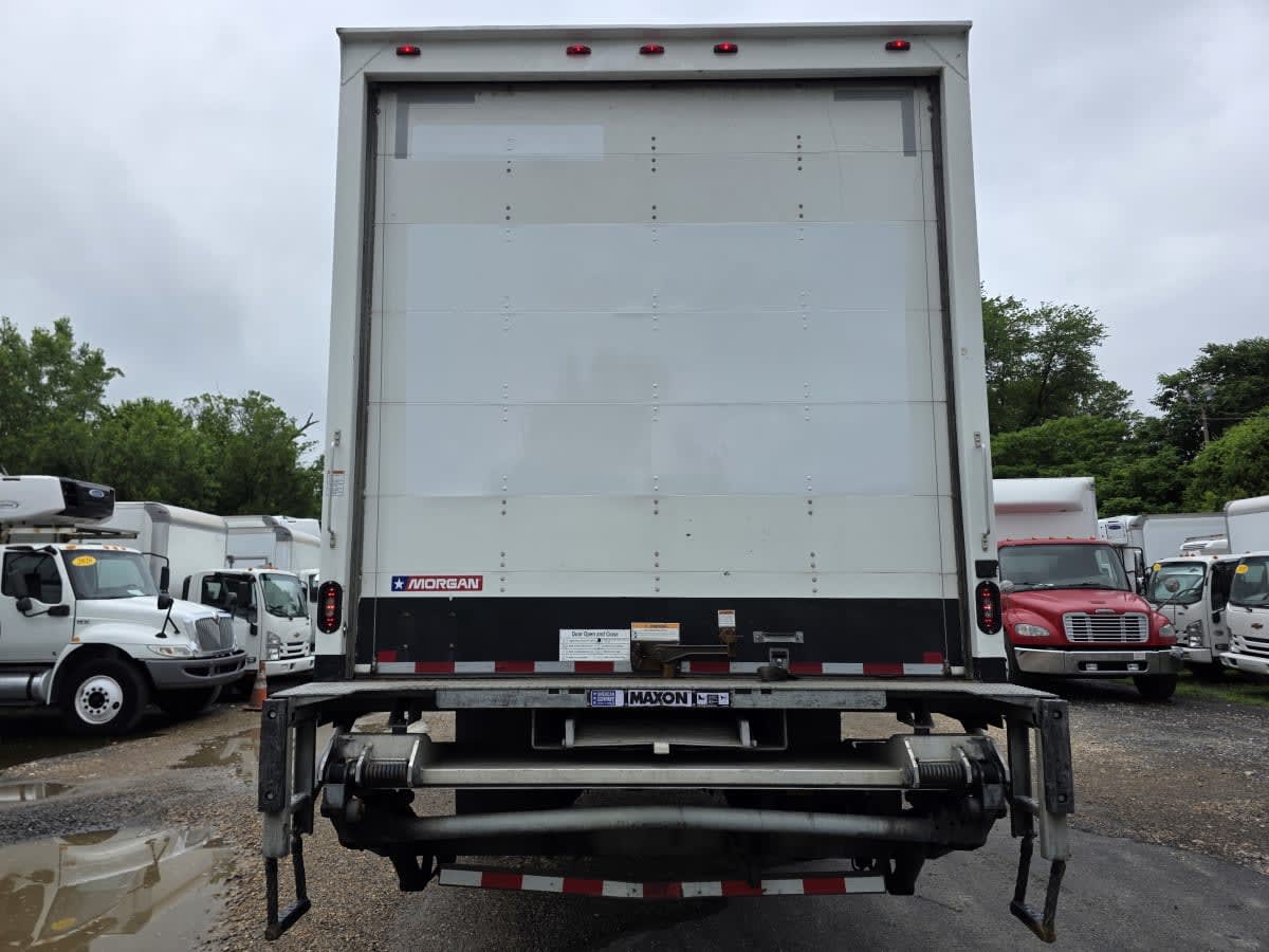 2019 Freightliner M2 106 831366