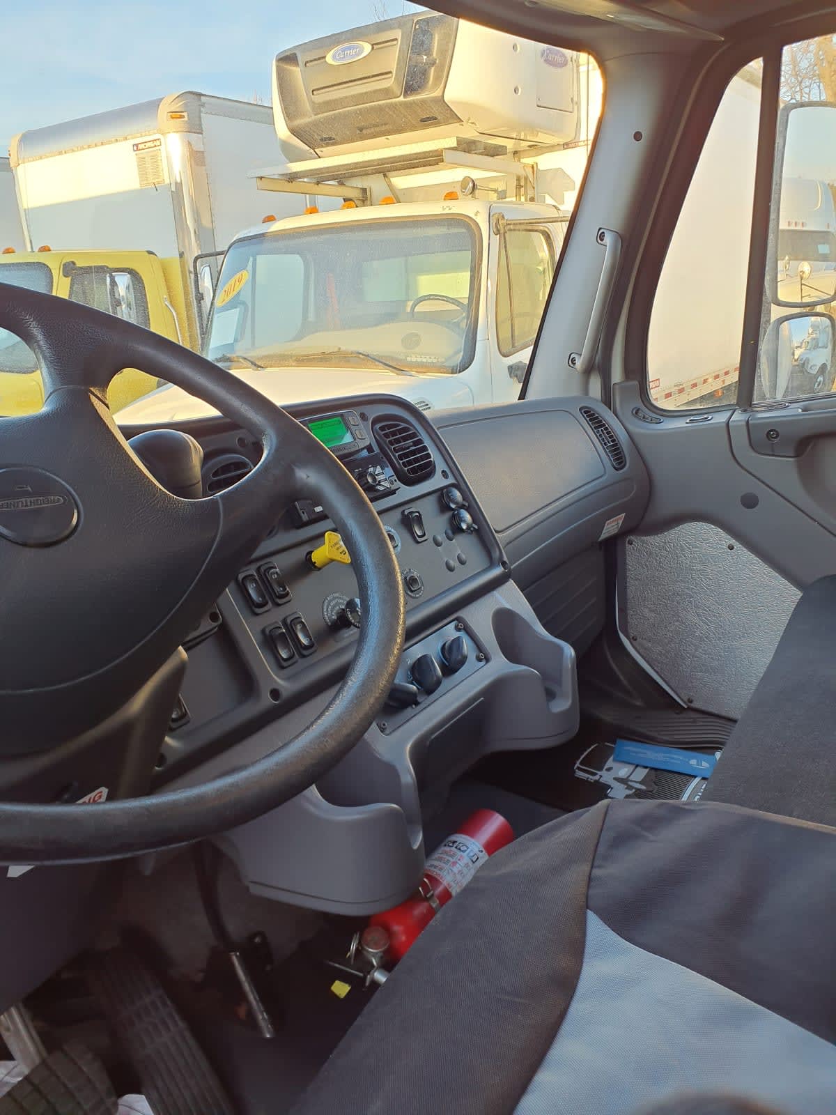 2019 Freightliner/Mercedes M2 106 831369