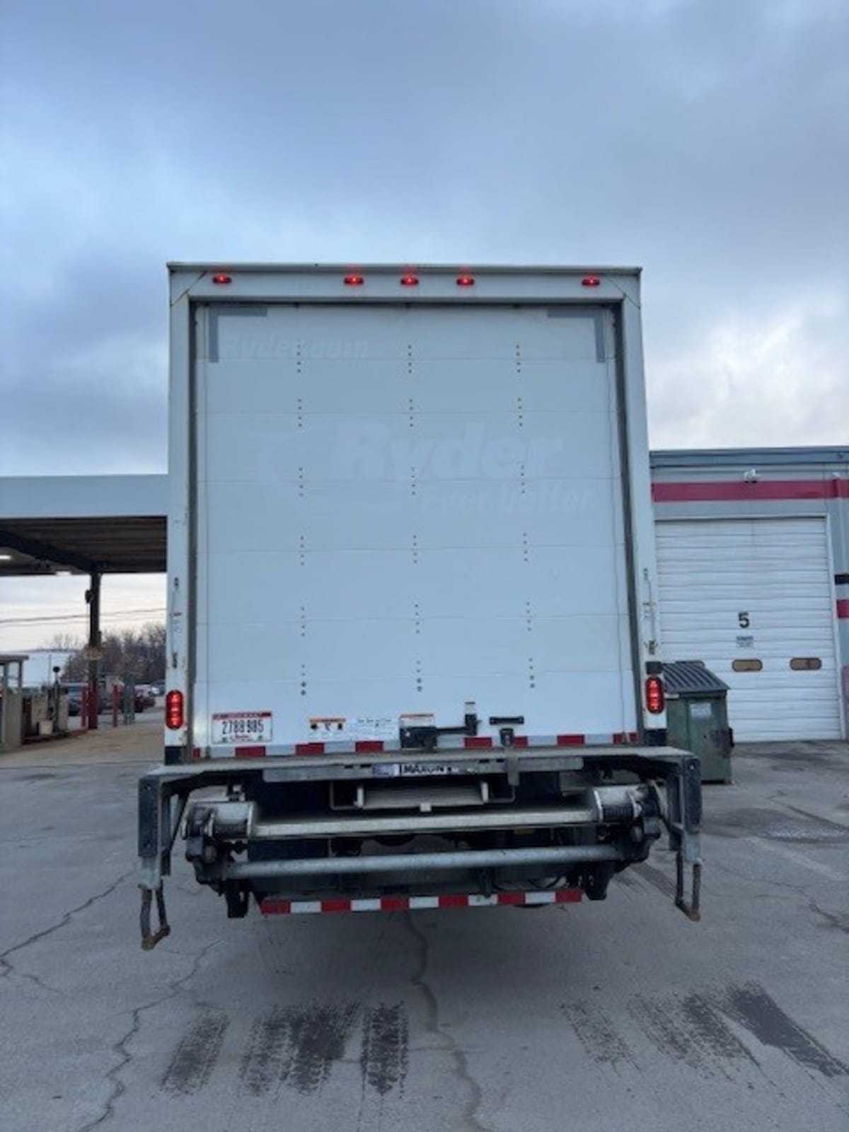 2019 Freightliner/Mercedes M2 106 831372