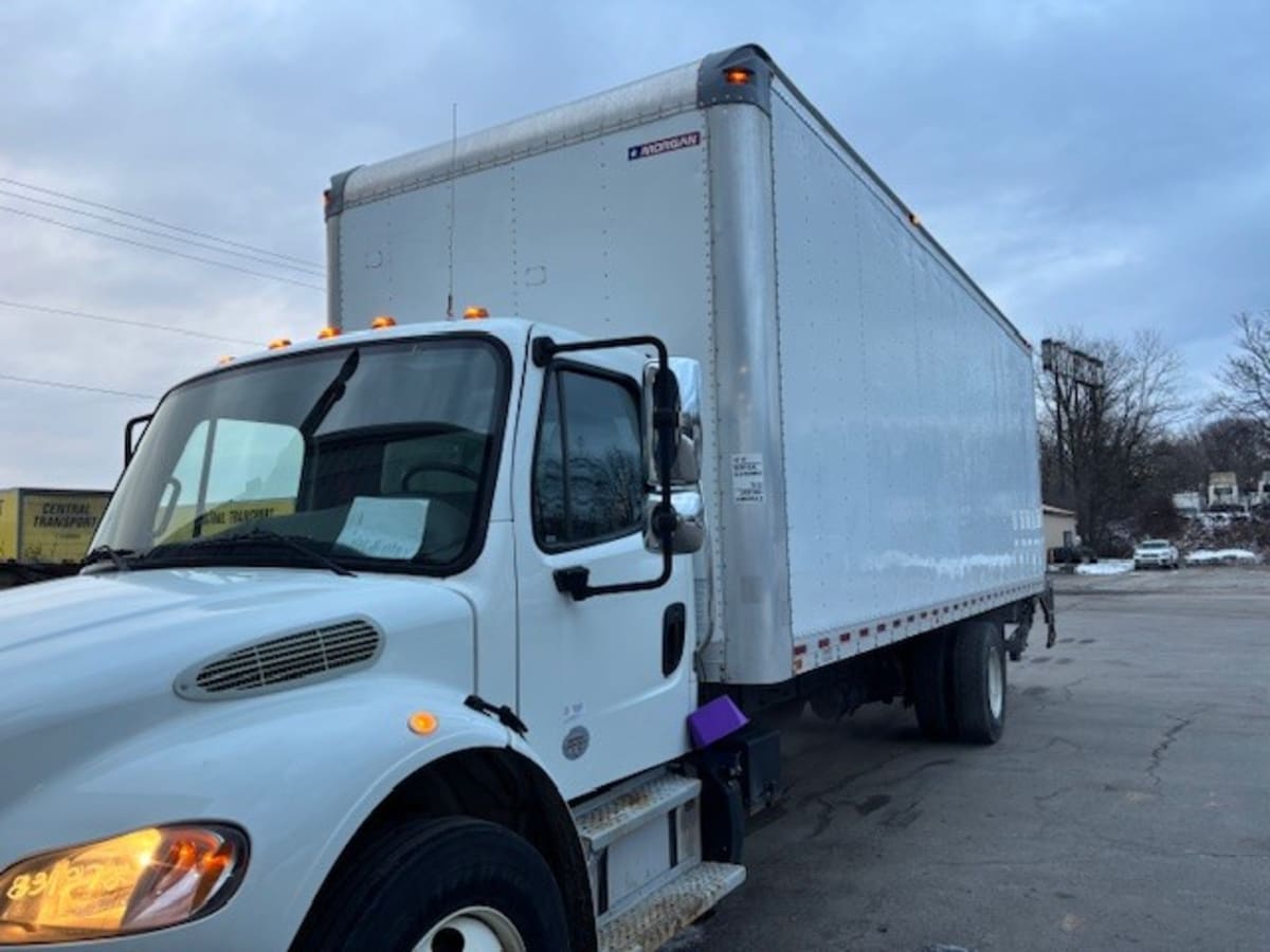 2019 Freightliner/Mercedes M2 106 831372