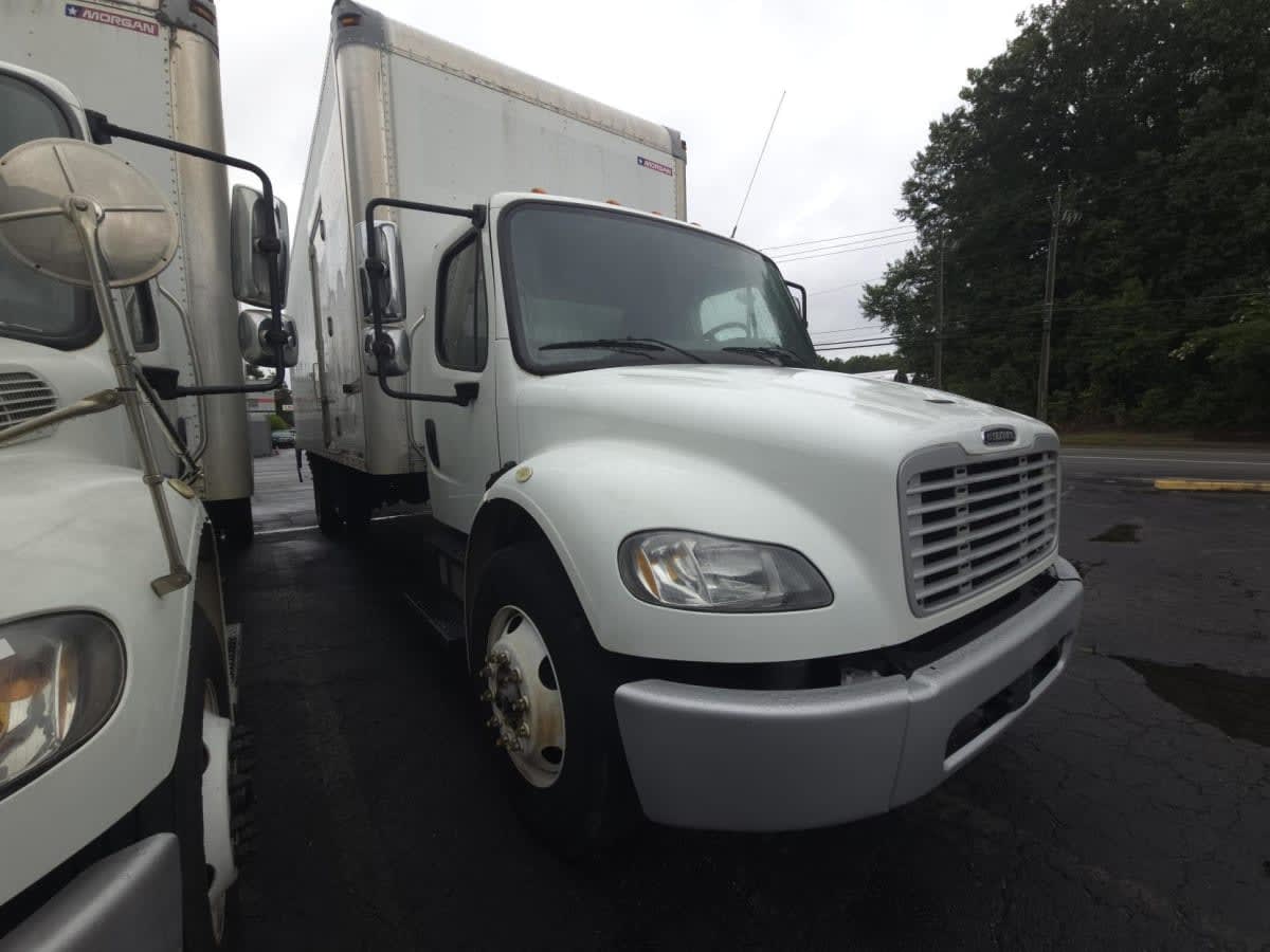 2019 Freightliner M2 106 831376
