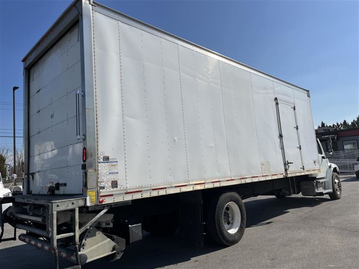 2019 Freightliner/Mercedes M2 106 831379