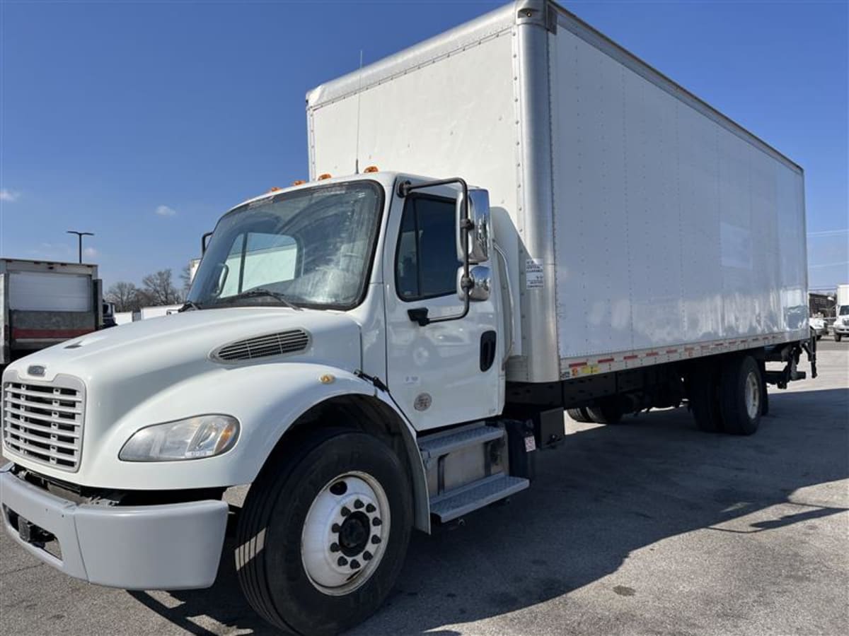 2019 Freightliner/Mercedes M2 106 831379
