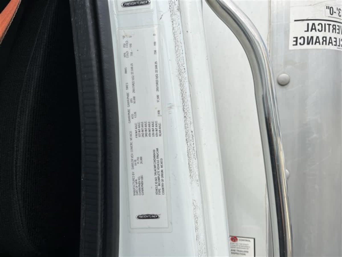 2019 Freightliner M2 106 831515