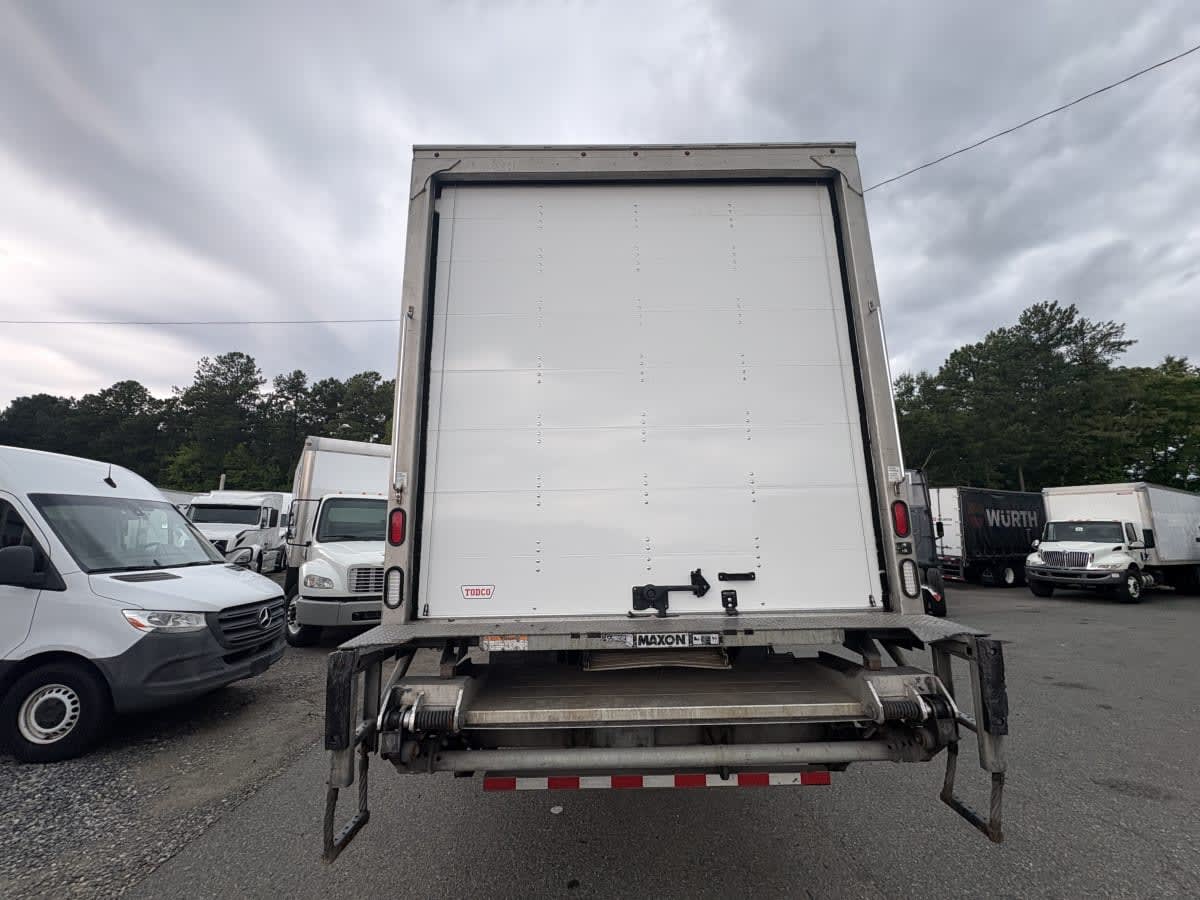 2019 Freightliner/Mercedes M2 106 831520