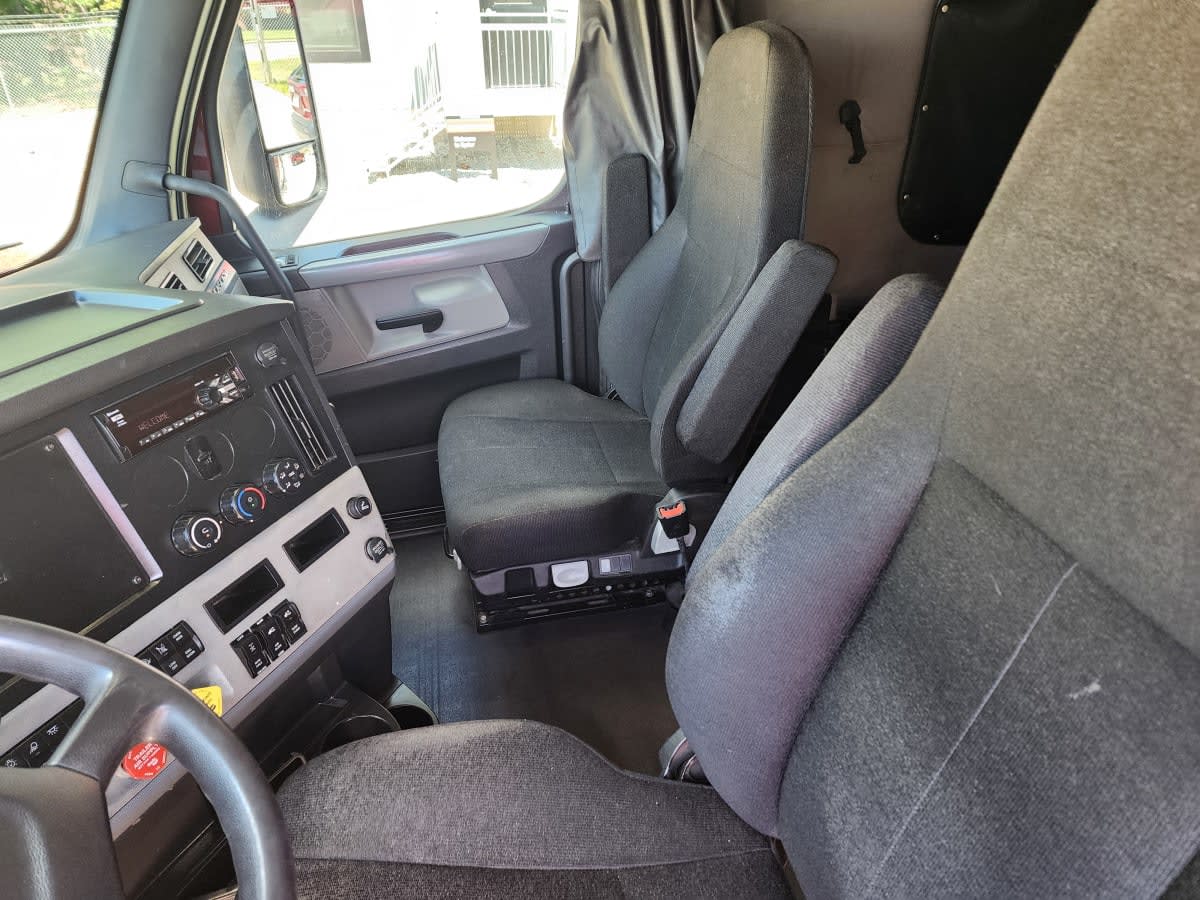 2019 Freightliner NEW CASCADIA PX12664 831528