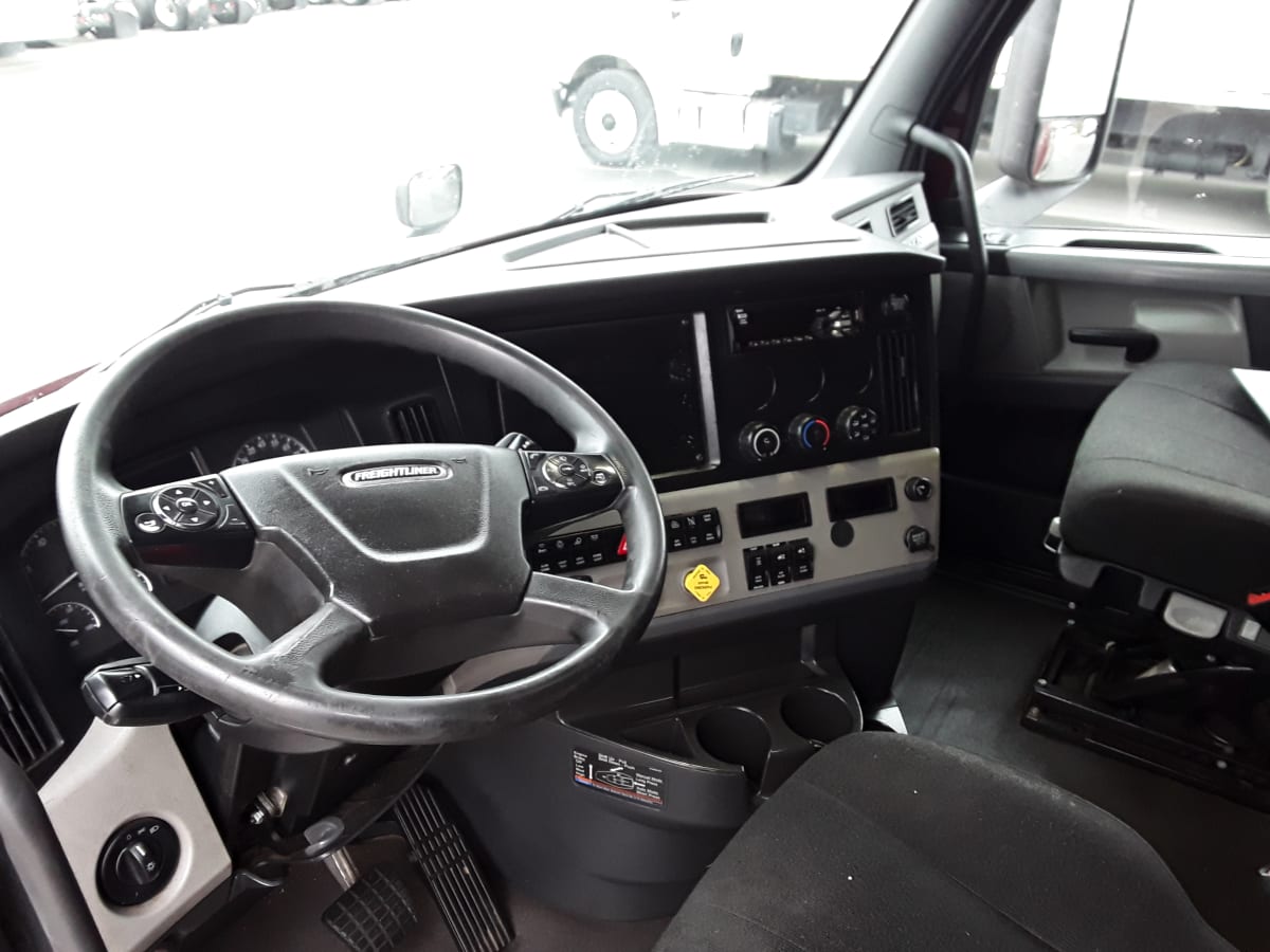 2019 Freightliner/Mercedes NEW CASCADIA PX12664 831544