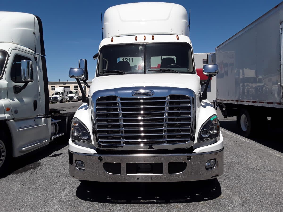 2019 Freightliner/Mercedes CASCADIA 125 832256