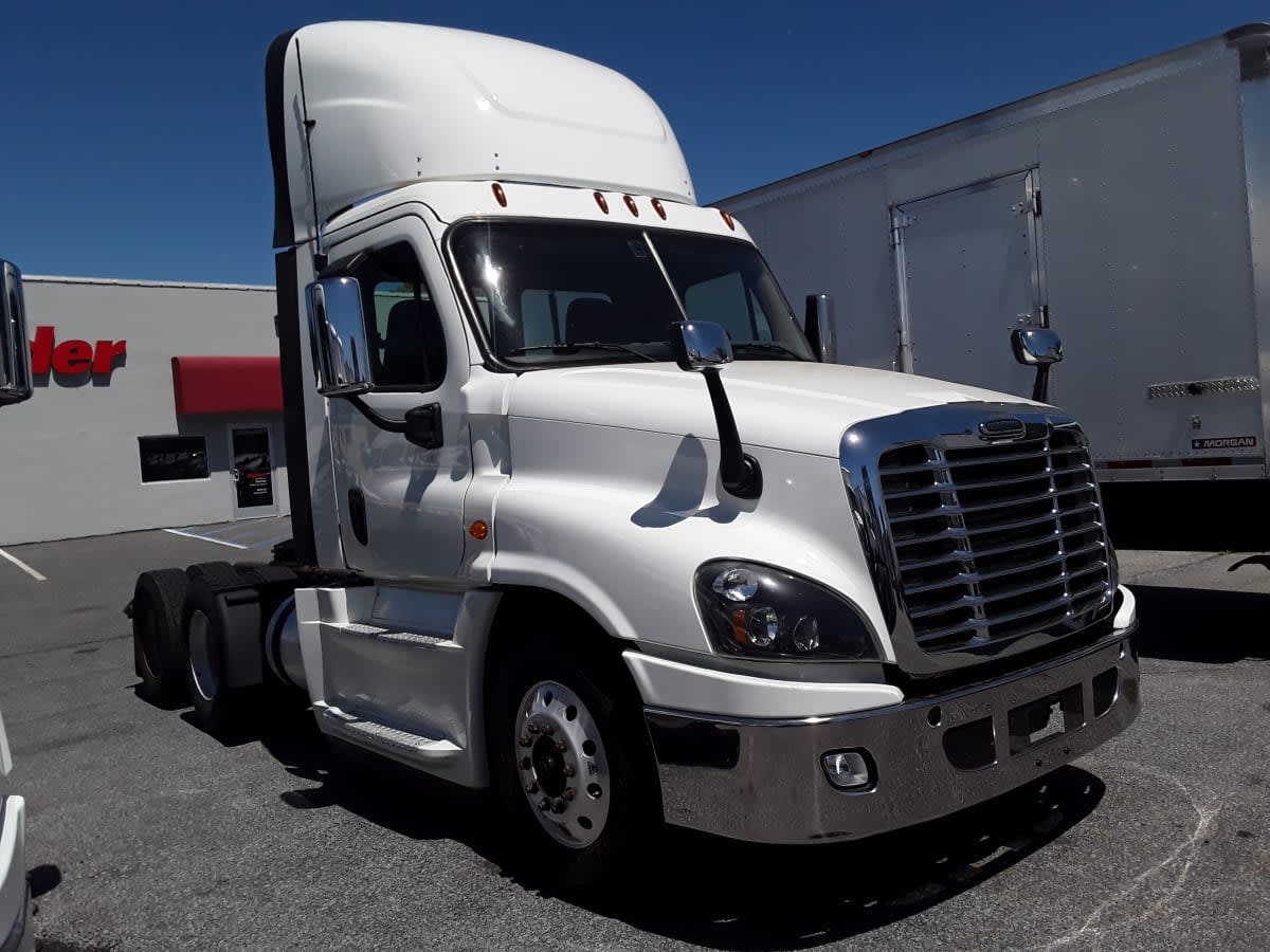 2019 Freightliner/Mercedes CASCADIA 125 832256