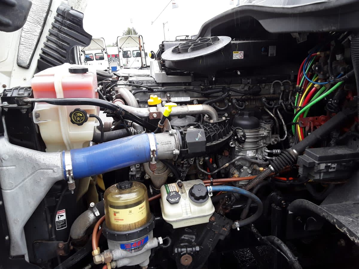 2019 Freightliner CASCADIA 125 832260
