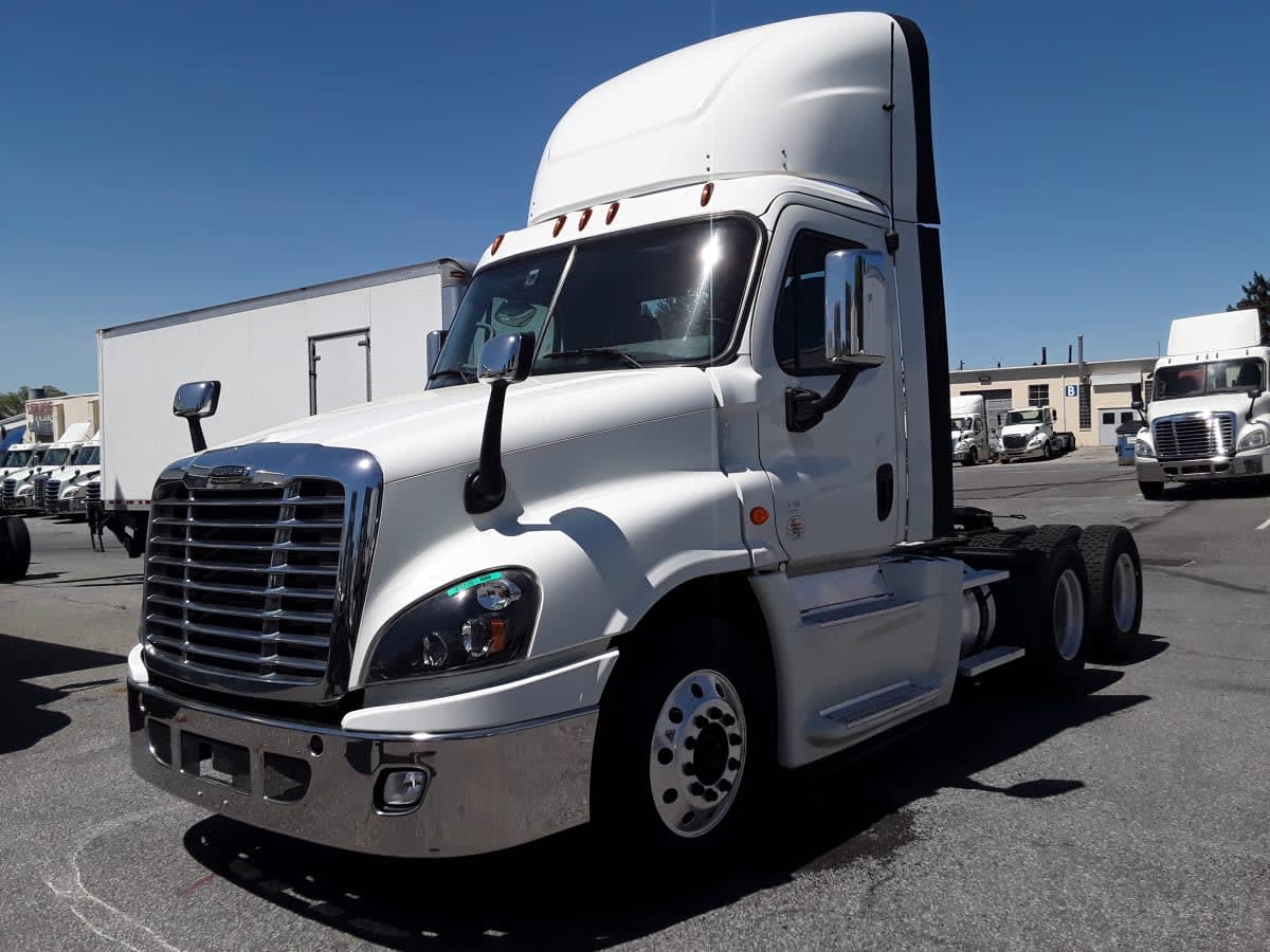 2019 Freightliner/Mercedes CASCADIA 125 832261