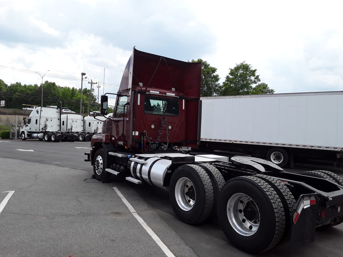 2019 Mack Trucks, Inc. ANTHEM 64T 832543