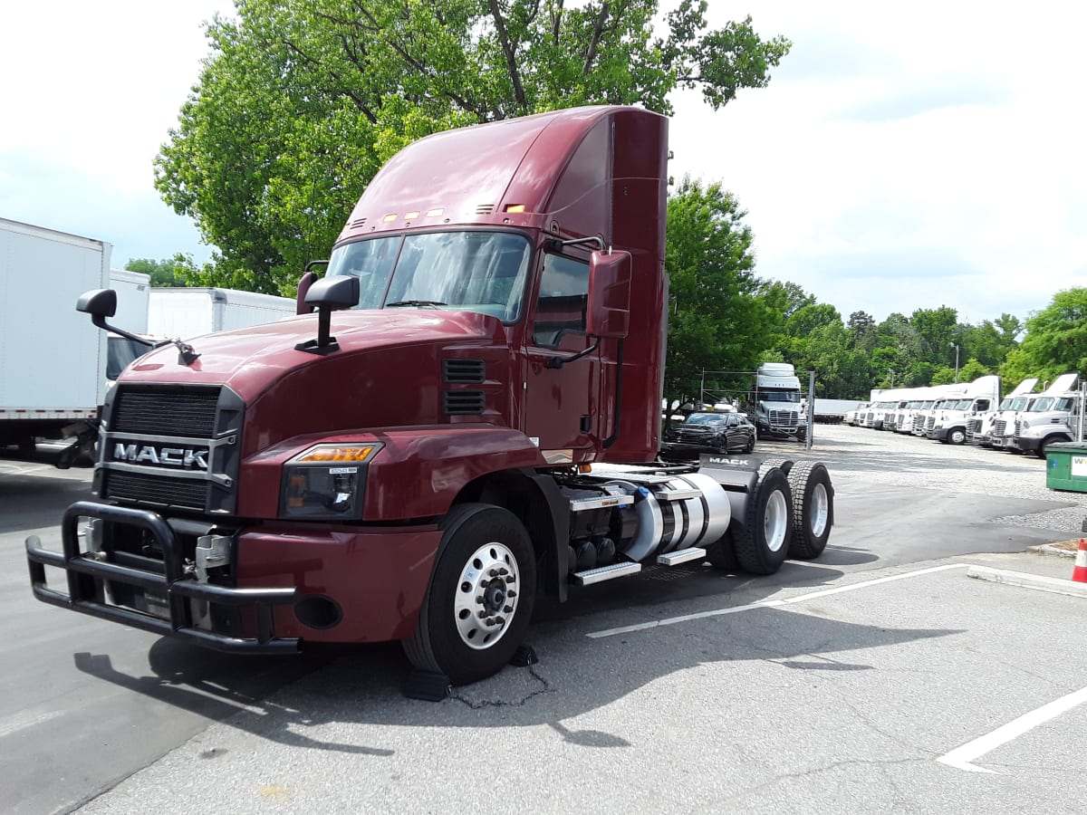2019 Mack Trucks, Inc. ANTHEM 64T 832543