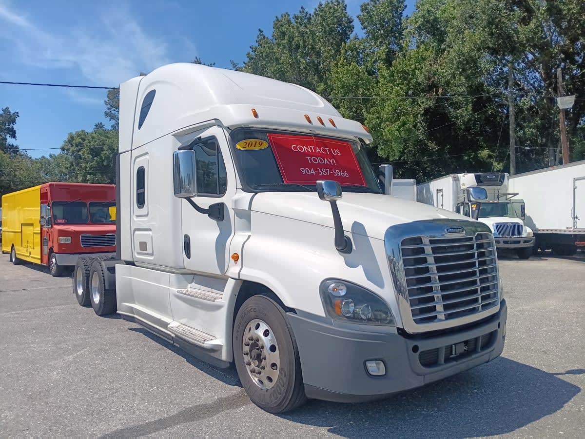 2019 Freightliner - image 5