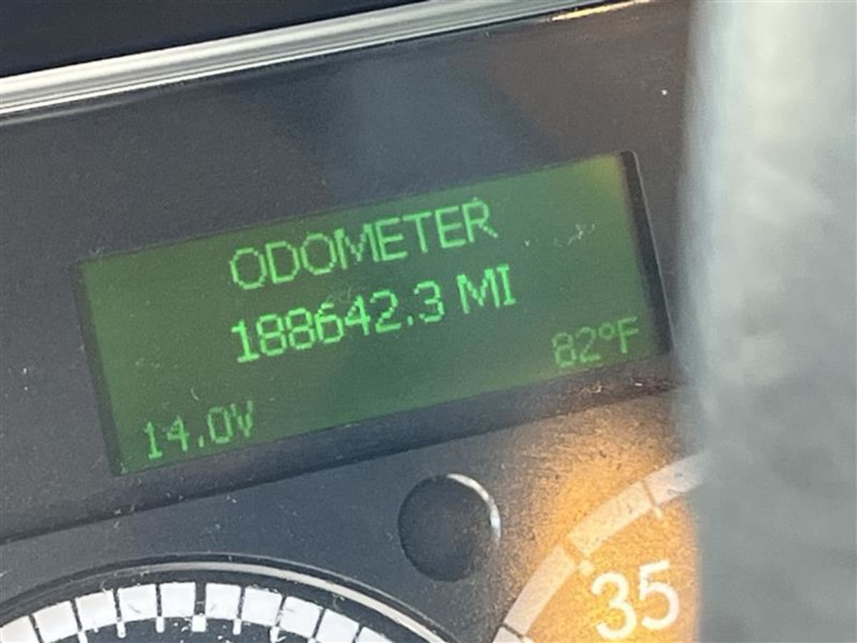 2019 Freightliner M2 106 832725
