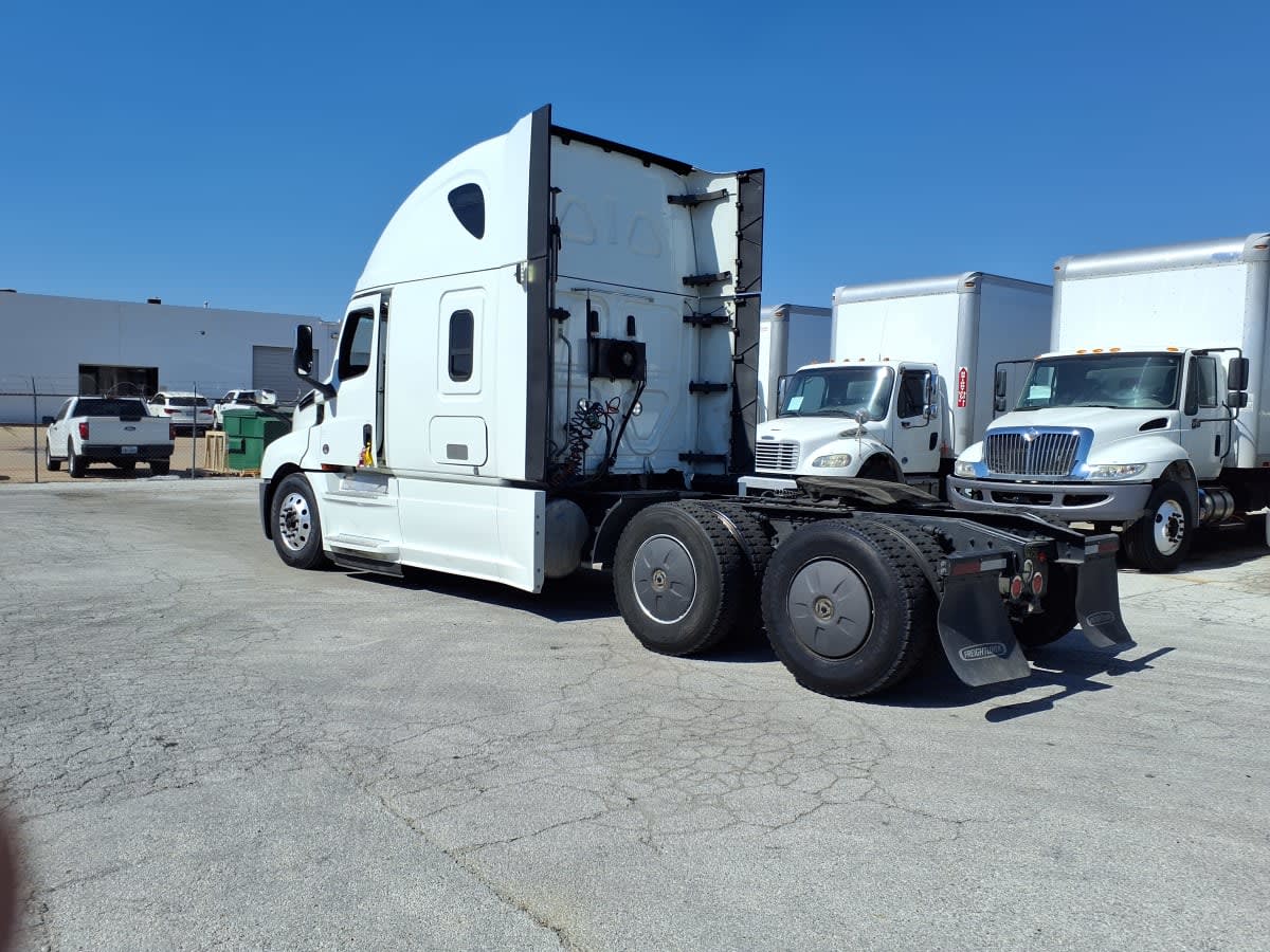 2019 Freightliner/Mercedes NEW CASCADIA PX12664 832750