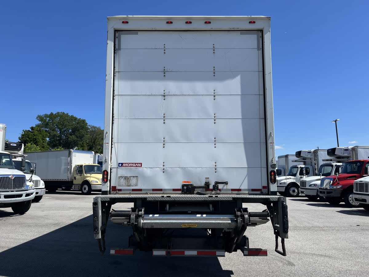 2019 Freightliner M2 106 in Beltsville, MD — photo 5