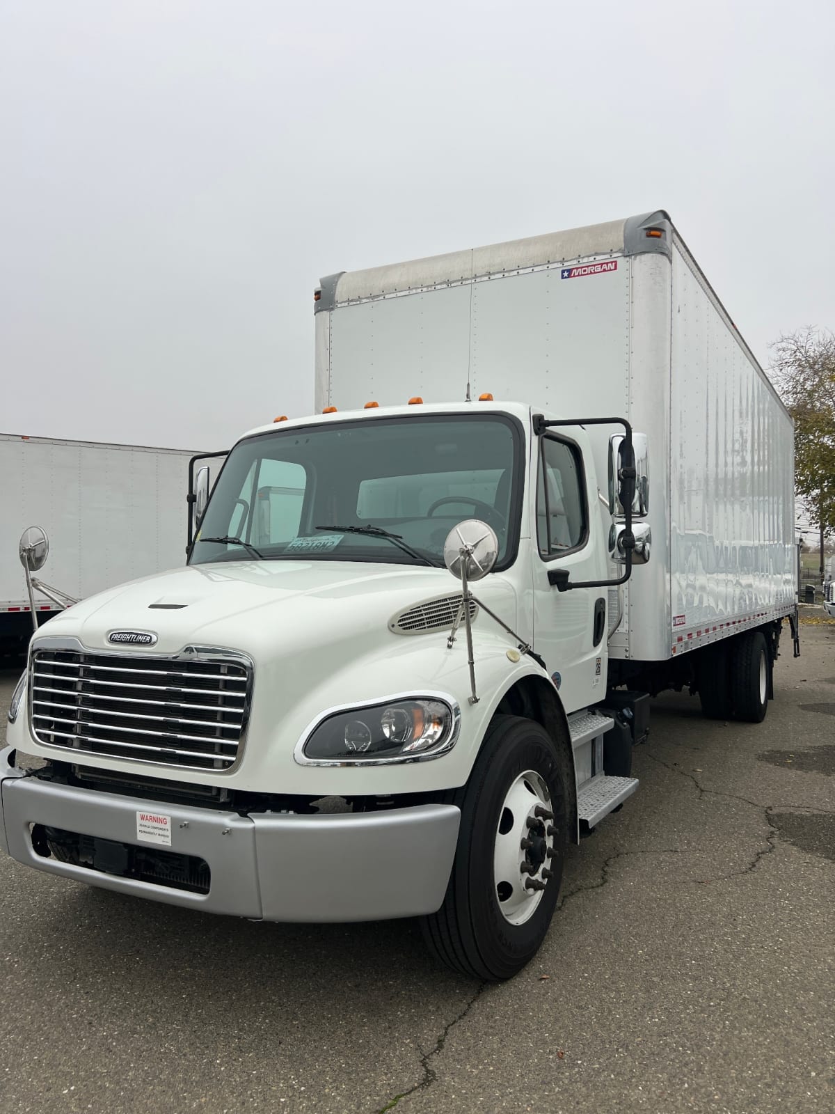 2019 Freightliner/Mercedes M2 106 832952