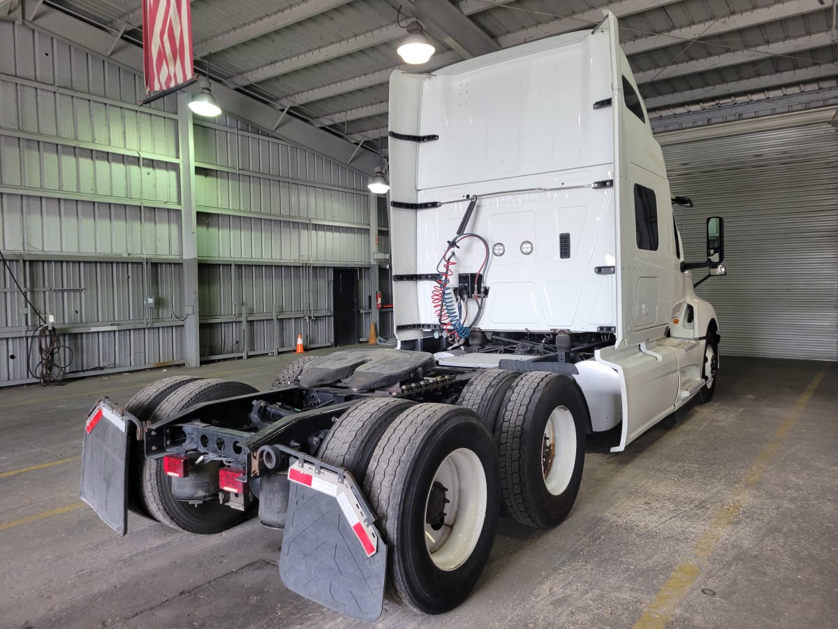 2019 Navistar International LT625 SLPR CAB 833428