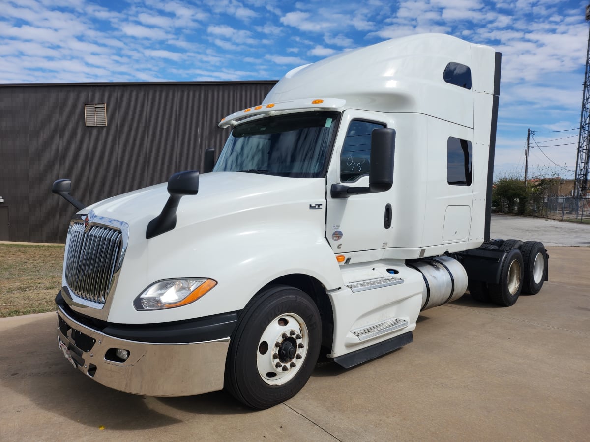 2019 Navistar International LT625 SLPR CAB 833429