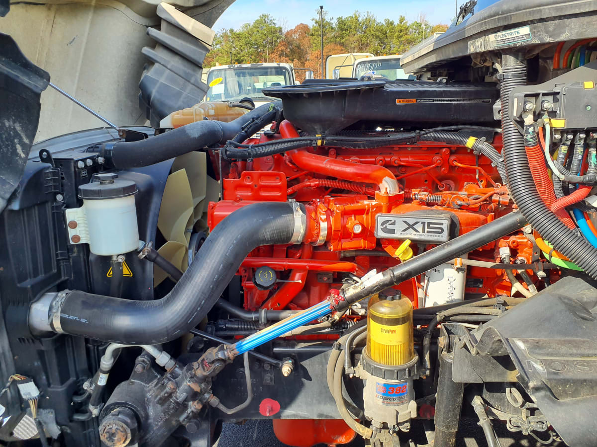 2019 Navistar International LT625 SLPR CAB 833451