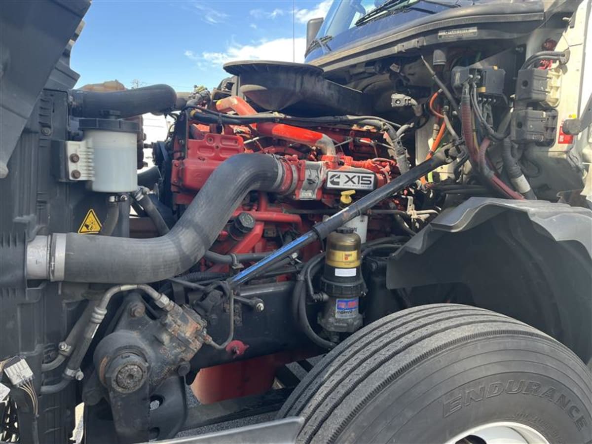 2019 Navistar International LT625 SLPR CAB 833636