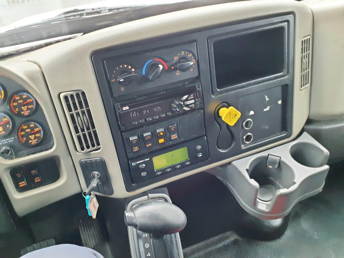 2019 Navistar International 4300 833638