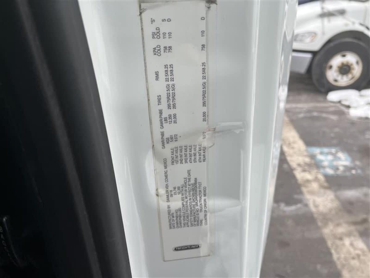 2019 Freightliner - image 11