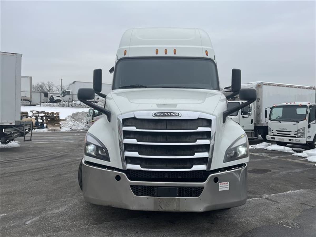 2019 Freightliner - image 2