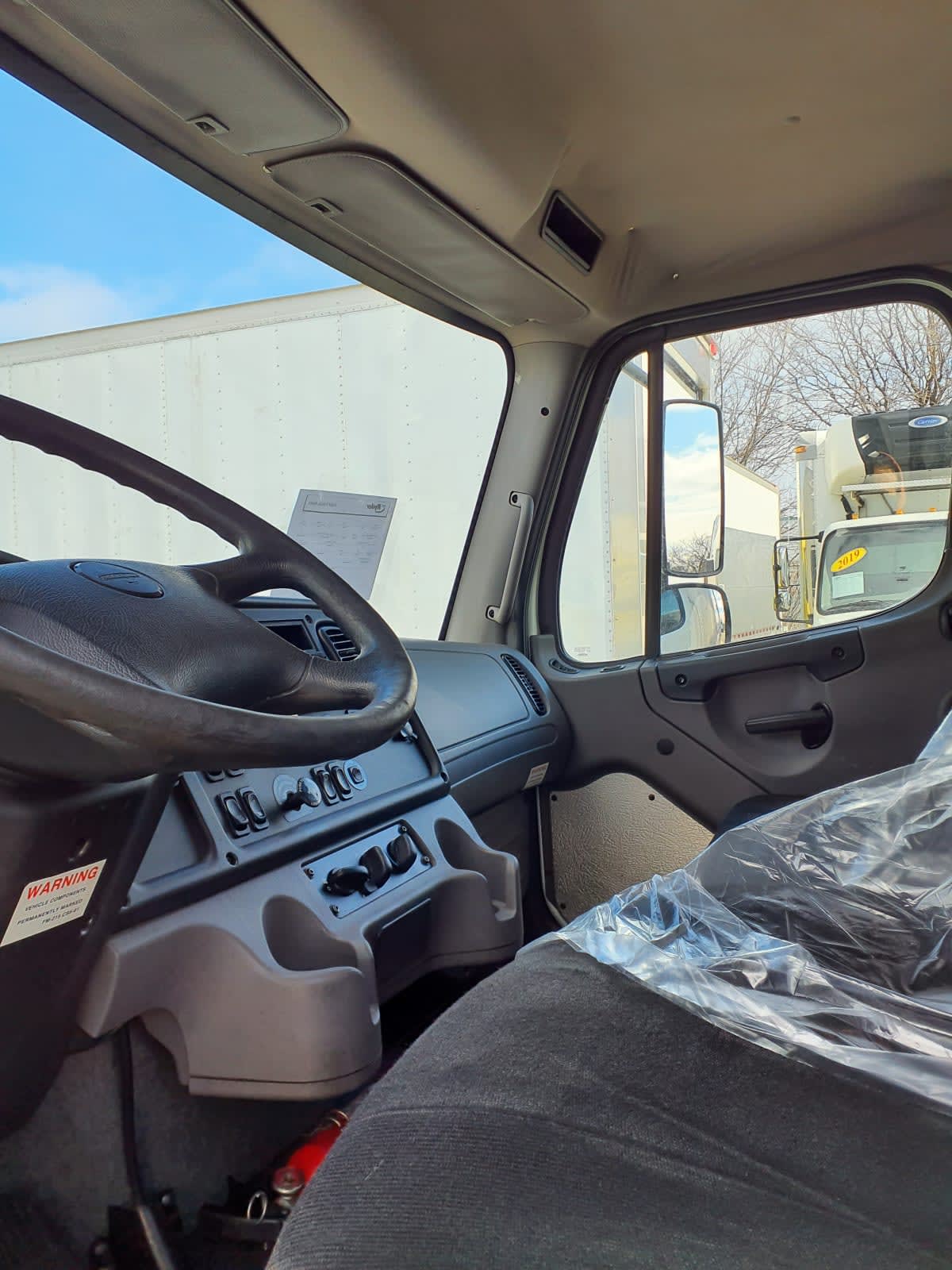 2019 Freightliner/Mercedes M2 106 833810