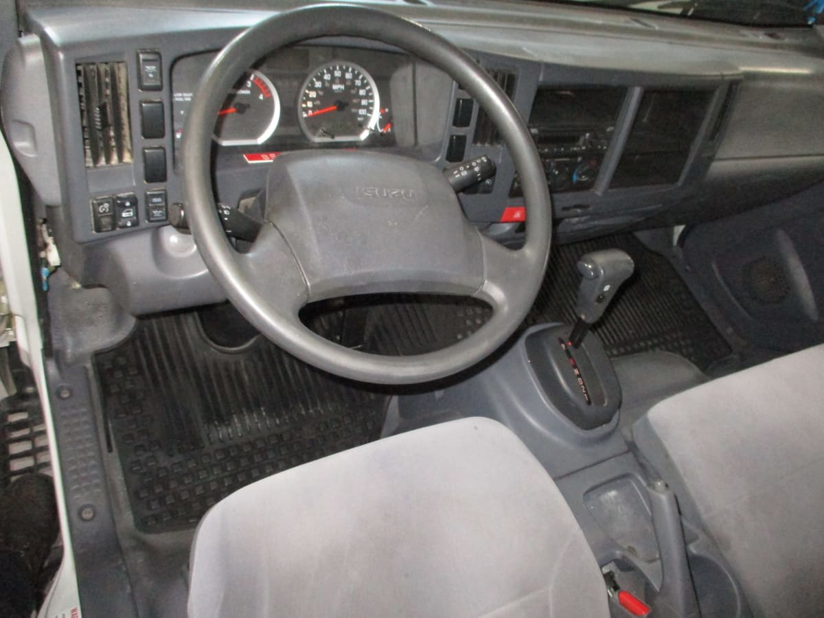 2019 Isuzu NPR 833888