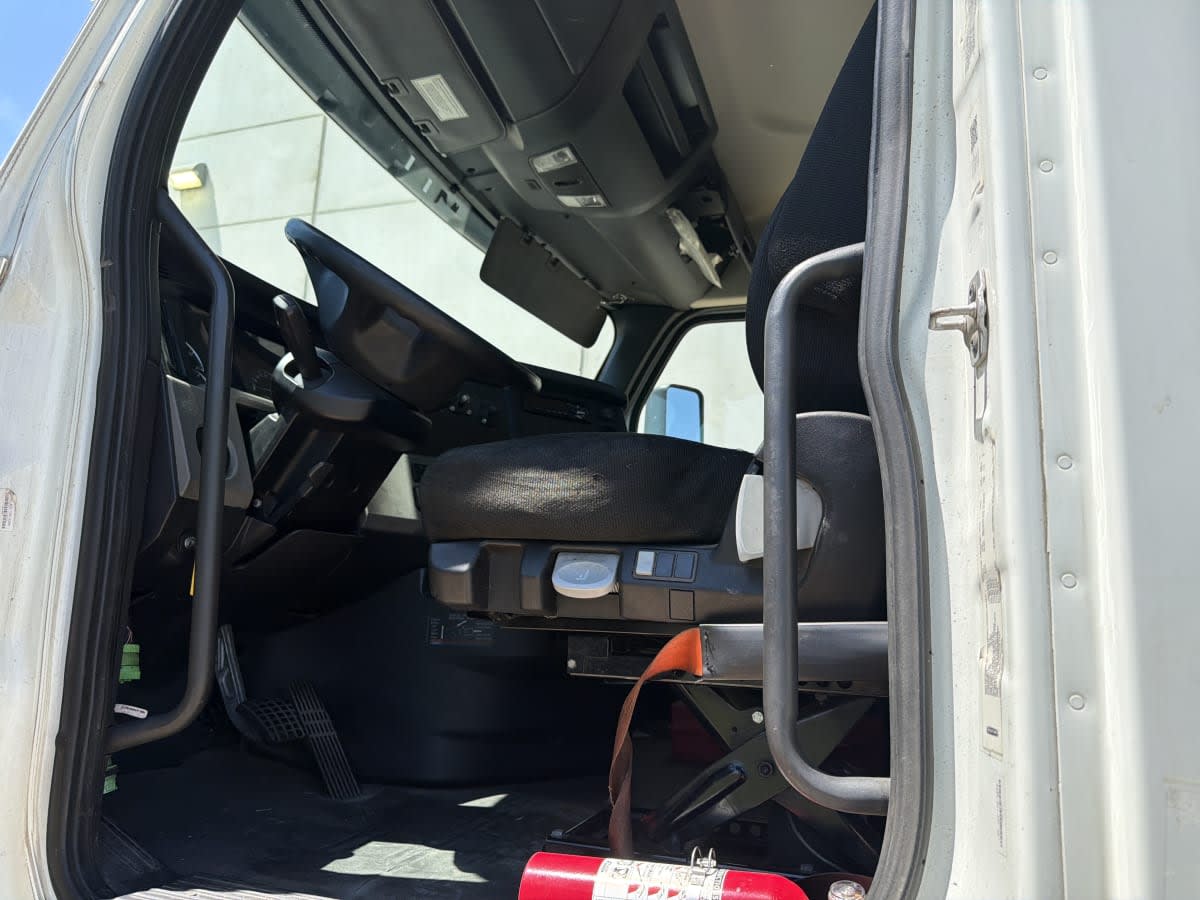 2019 Freightliner Cascadia in Oklahoma City, OK — photo 7