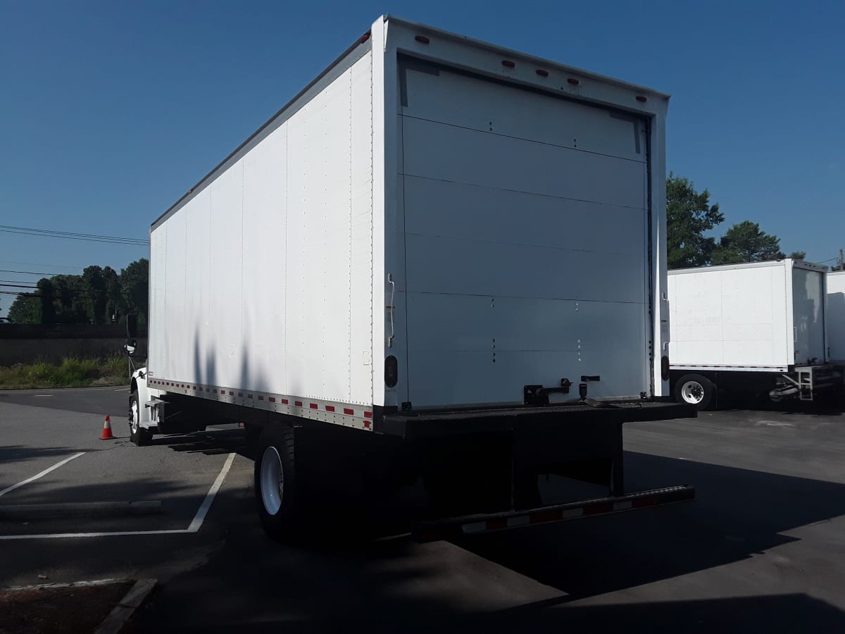 2019 Freightliner/Mercedes M2 106 834179