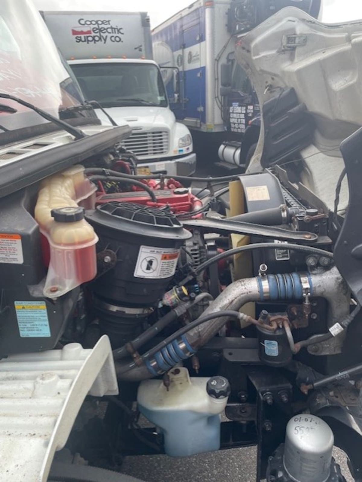 2019 Freightliner M2 106 834225