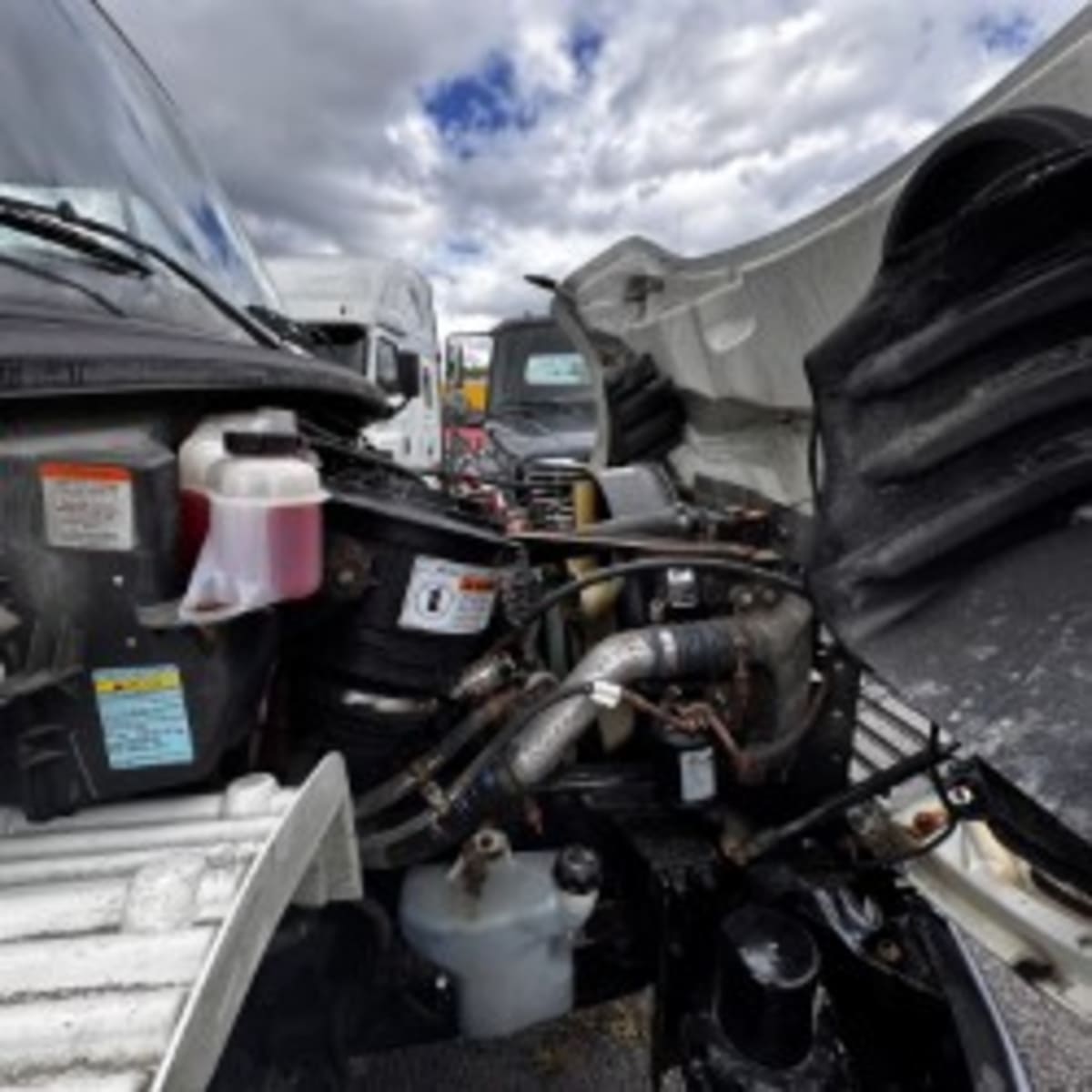 2018 Freightliner M2 106 834379