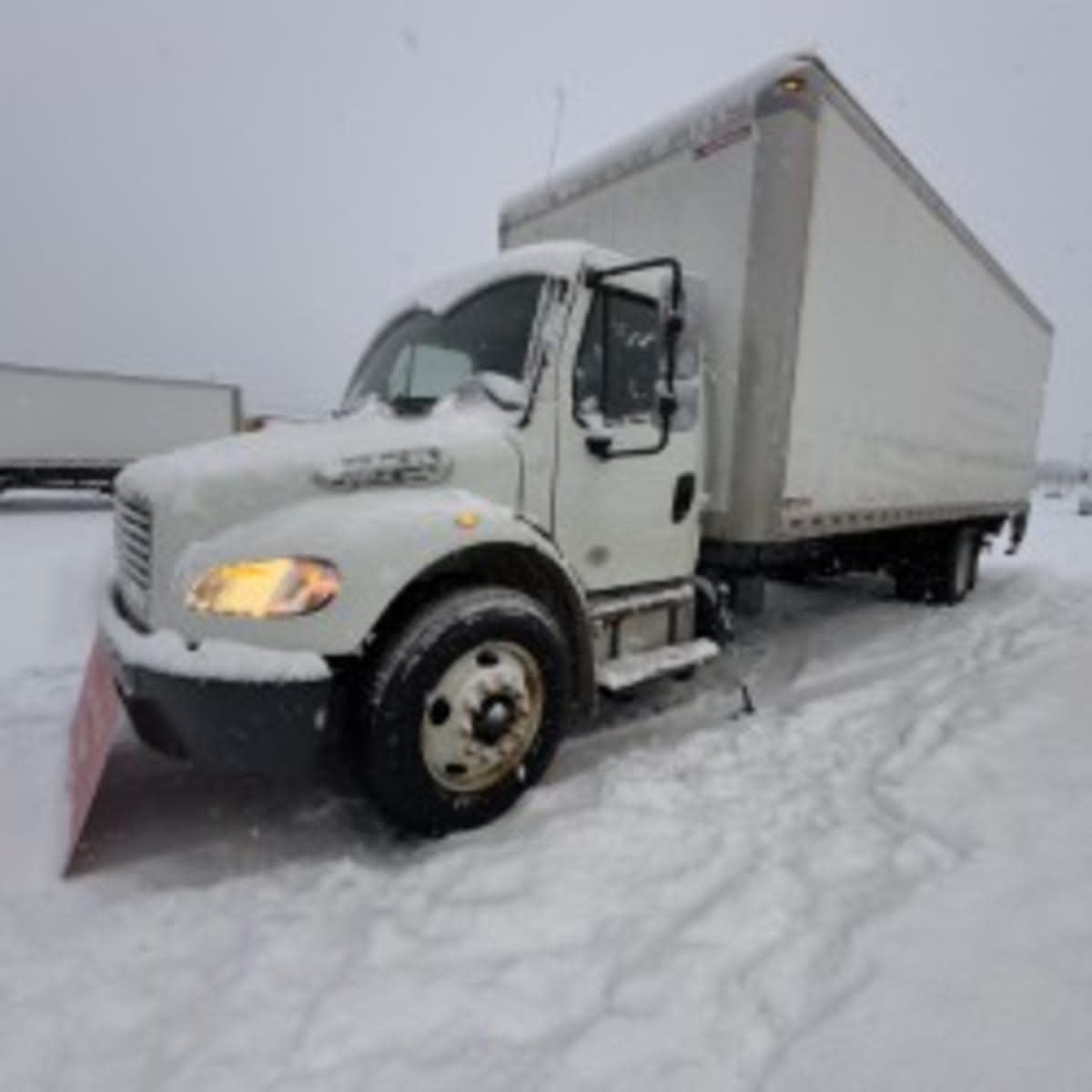 2018 Freightliner/Mercedes M2 106 834380