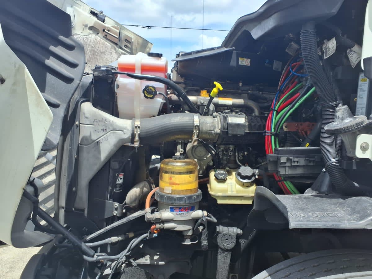 2019 Freightliner Cascadia in Davie, FL — photo 8