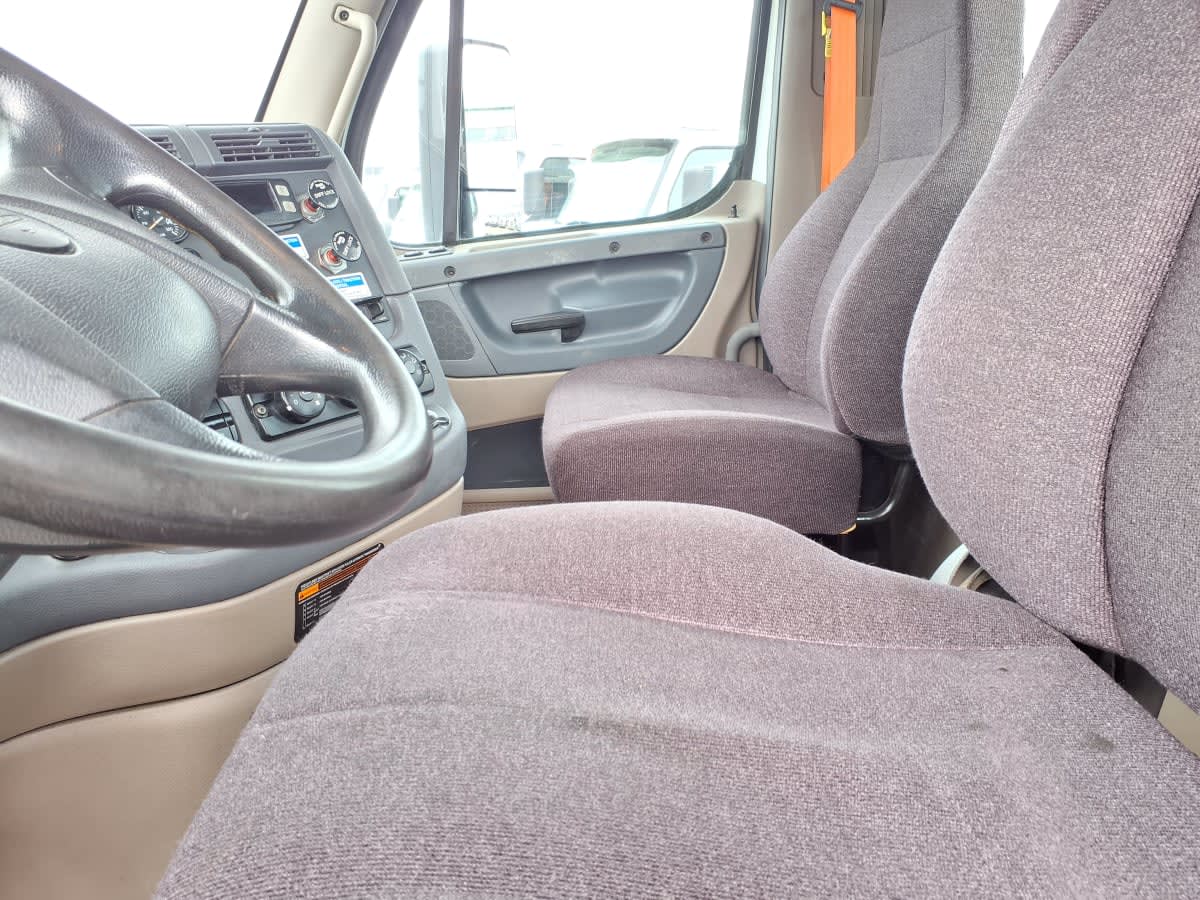 2019 Freightliner CASCADIA 125 834616