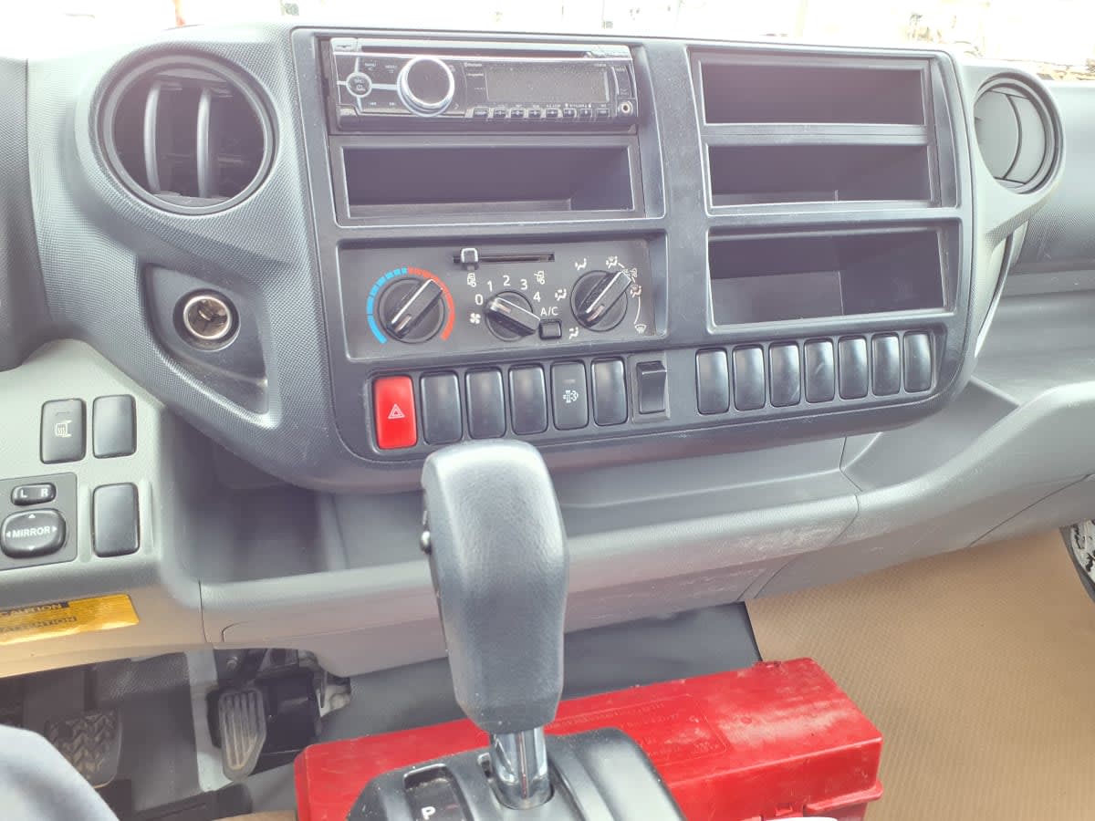 2019 Hino HINO 195 834632