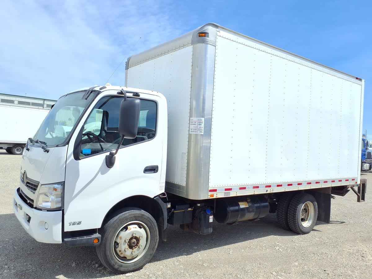 2019 Hino HINO 195 834632 2019 Hino HINO 195 834632