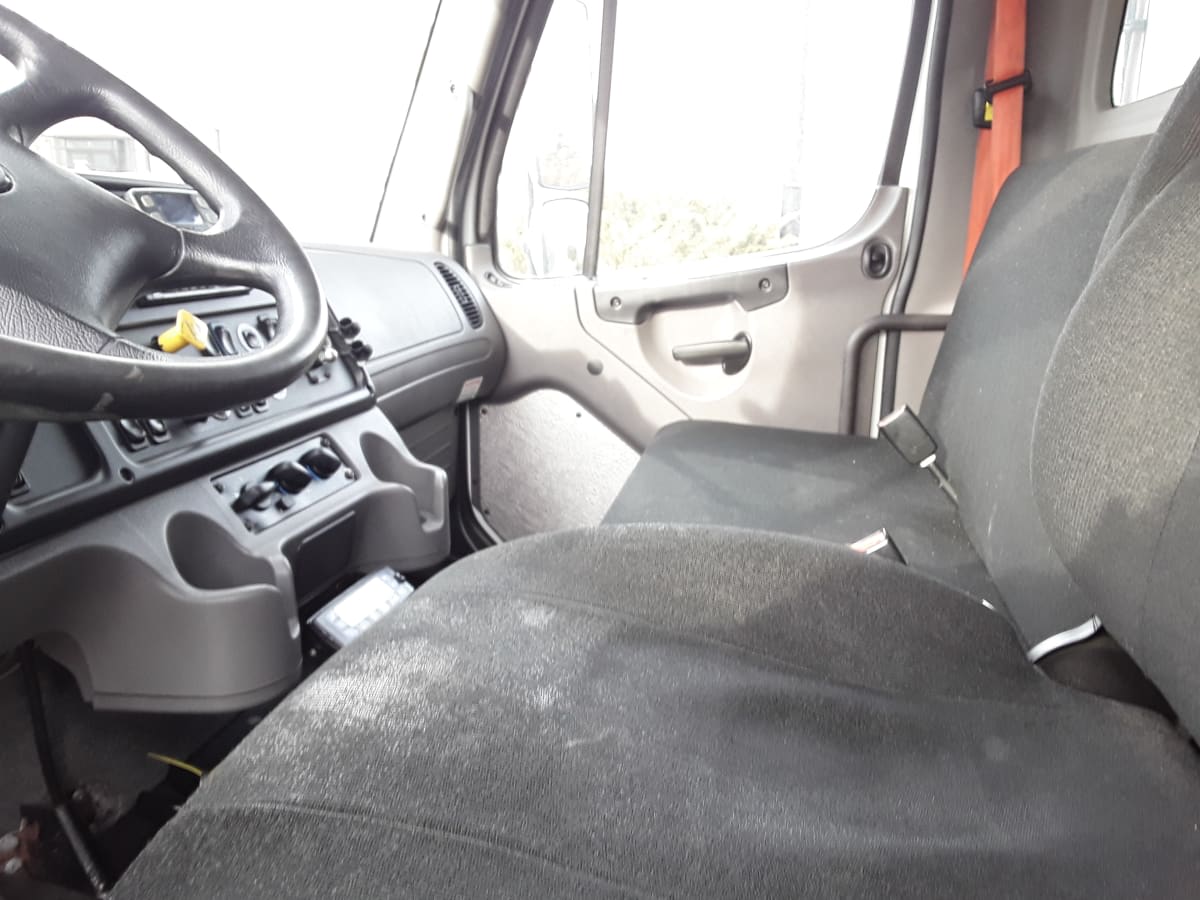 2019 Freightliner/Mercedes M2 106 834702