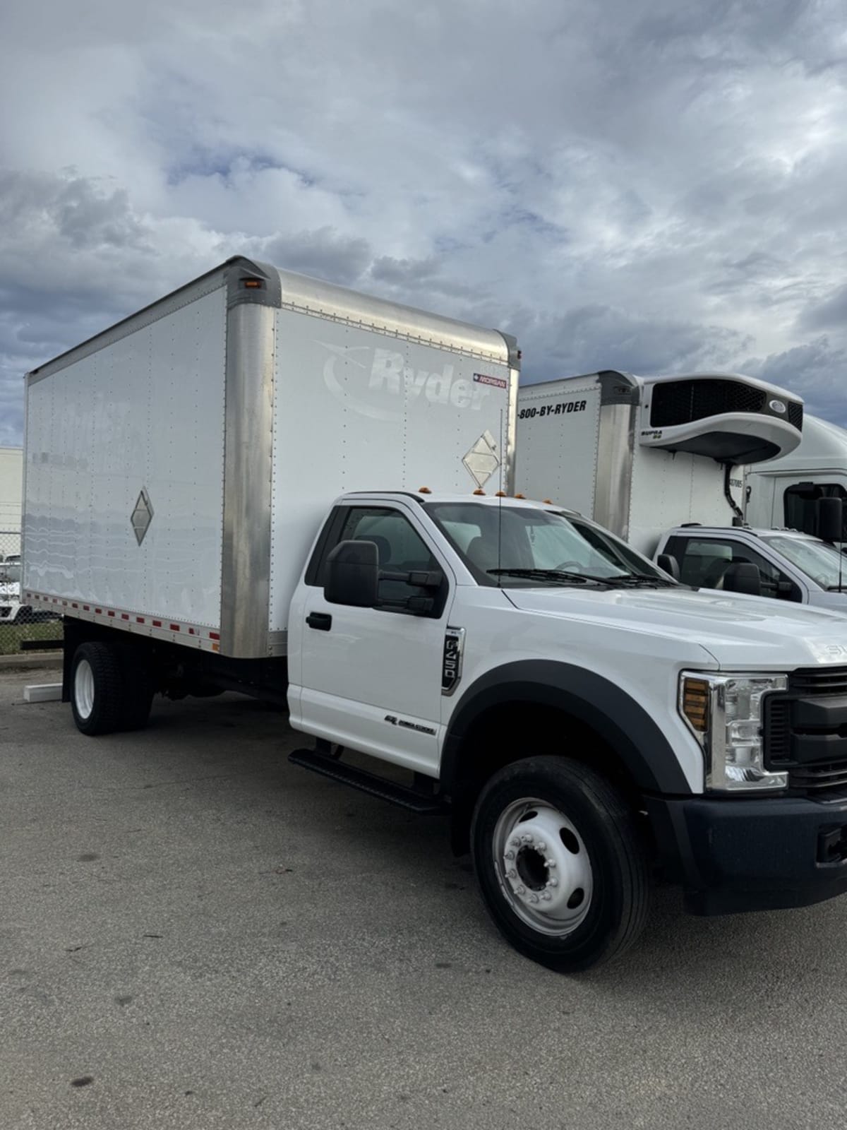 2018 Ford Motor Company F450 834798