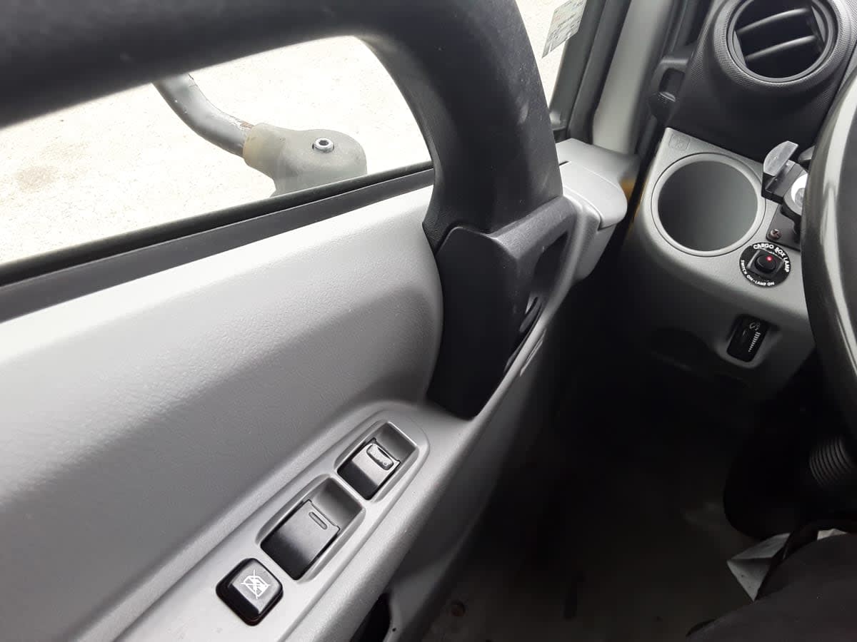 2019 Hino HINO 195 834891