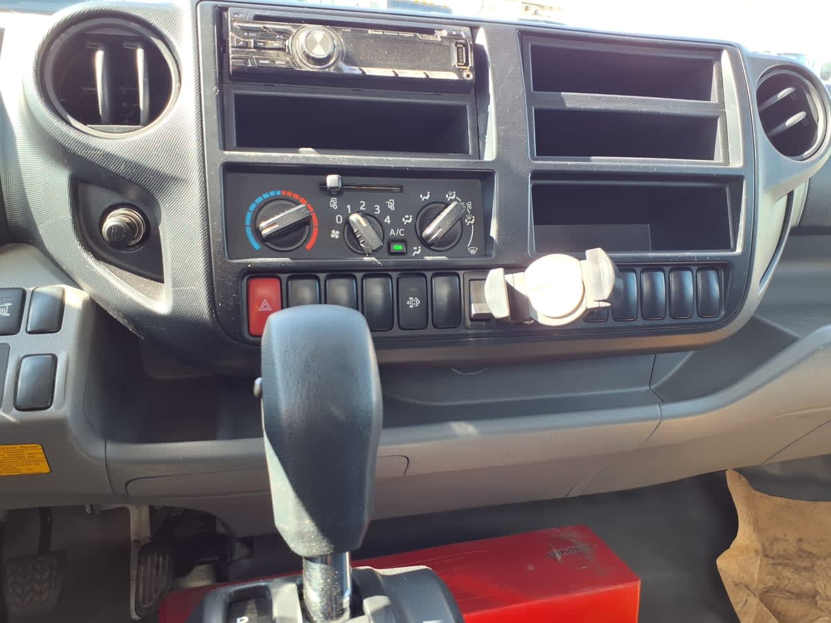 2019 Hino HINO 195 834894