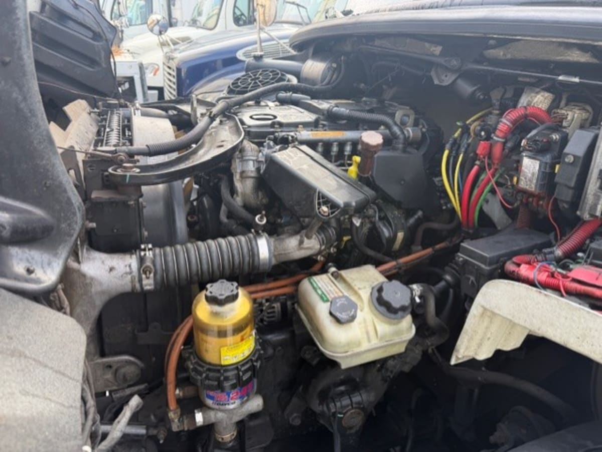 2019 Freightliner/Mercedes M2 106 834954