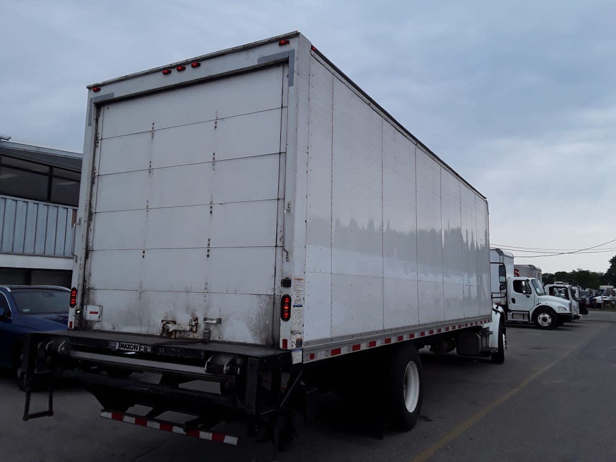 2019 Freightliner M2 106 835061